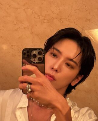 The Most Liked Instagram Photos of Jung Yong-hwa: A Top 10 Showcase!