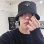 Jung Yong-hwa Instagram - 💛열심히 하자 2024