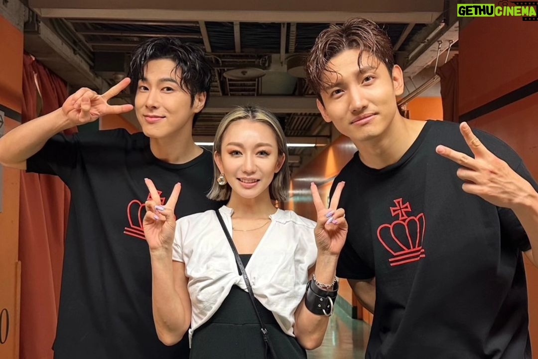 Jung Yun-ho Instagram - . 여러분의 성원 속에 도쿄돔 공연까지 무사히 마쳤네요~ ❤️ 모두 응원해주셔서 정말 감사합니다. #東方神起LIVETOUR2023_CLASSYC #TOKYO