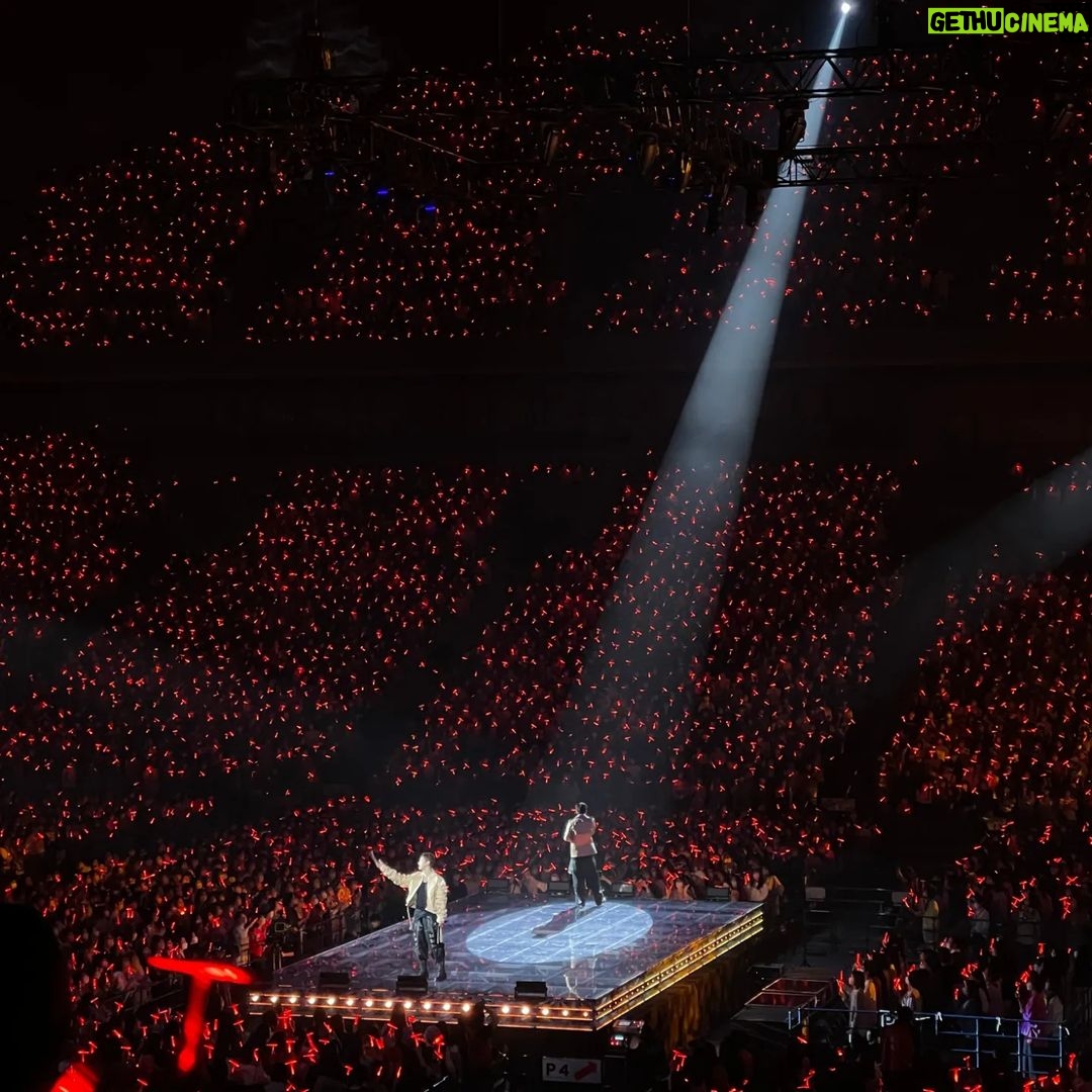 Jung Yun-ho Instagram - . #SAITAMA ARENA! 너무 즐거웠고~행복했습니다! (with 미츠시마군) 다음은~~ #SAPPORO ~~~❄️ #東方神起LIVETOUR2023_CLASSYC