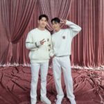 Jung Yun-ho Instagram – .
오랜만에 동방출격^^
20230101 SMTOWN LIVE 
SMCU PALACE 즐거웠어요😆👍 
.
올해는 우리 더 많이 만나요🙏🎈
HappyNewYear!