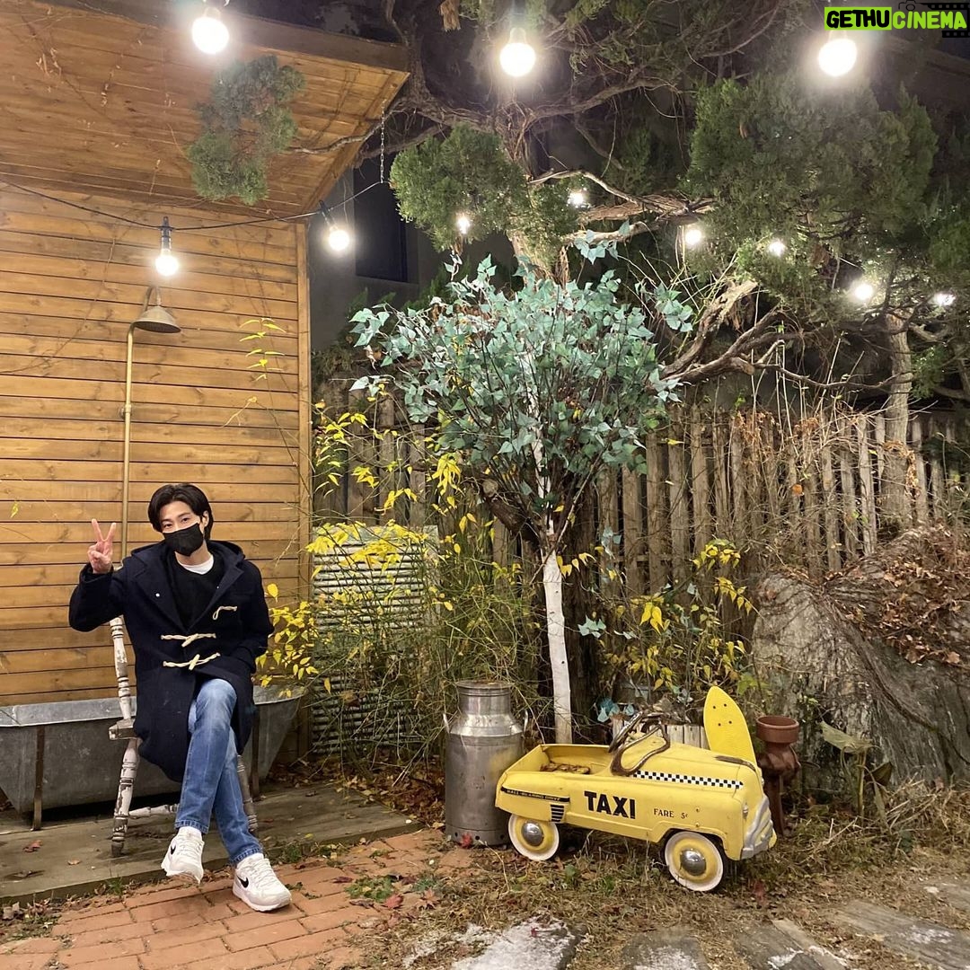 Jung Yun-ho Instagram - 2βπ» 1ππ» λΉλλ νν΄κ° λκΈΈβ¨