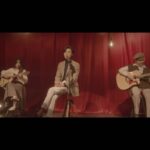 Jung Yun-ho Instagram - 나의 새로운 도전, 네 번째🍀 추운 겨울, 감미로운 노래와 함께 따뜻한 연말 보내세요~☃️ 함께 해 준 기타 세션 친구들 고마워요! one by one @chelini_ 이프이너프 @if_9jooyeon7 Today PM 6:00 (KST) 🎥 http://www.youtube.com/tvxq
