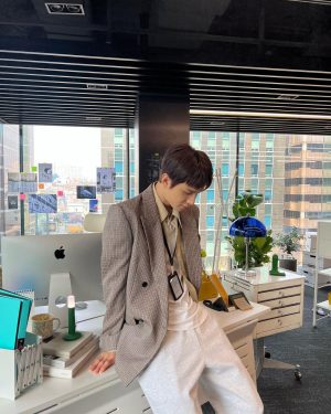 Jungwoo Instagram - 김대리 시절