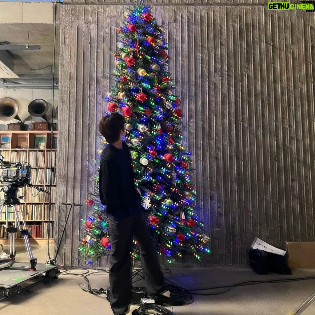 Jungwoo Instagram - Merry X-mas🎅🏻