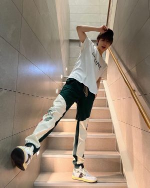 Jungwoo Instagram - 🧢