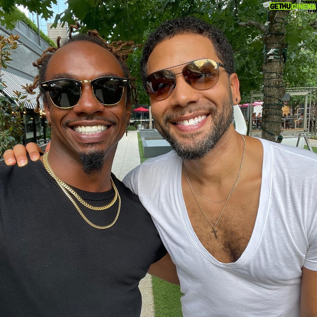 Jussie Smollett Instagram - Thank you brother @pjphoenix & @viivhealthcare for holding such sacred space for community and allowing myself and @timothymrichardson to share a bit of @bboybluesthefilm with y’all at the #WithLoveViiV Exhibit. Truly some of my favorite moments yet. Cheers to you, your husband and the entire organization. Let’s keep these conversations going. Nothing but love and respect. @james.e.hardy.9’s #BBoyBluesTheFilm is streaming now on @betplus. Dallas, Texas