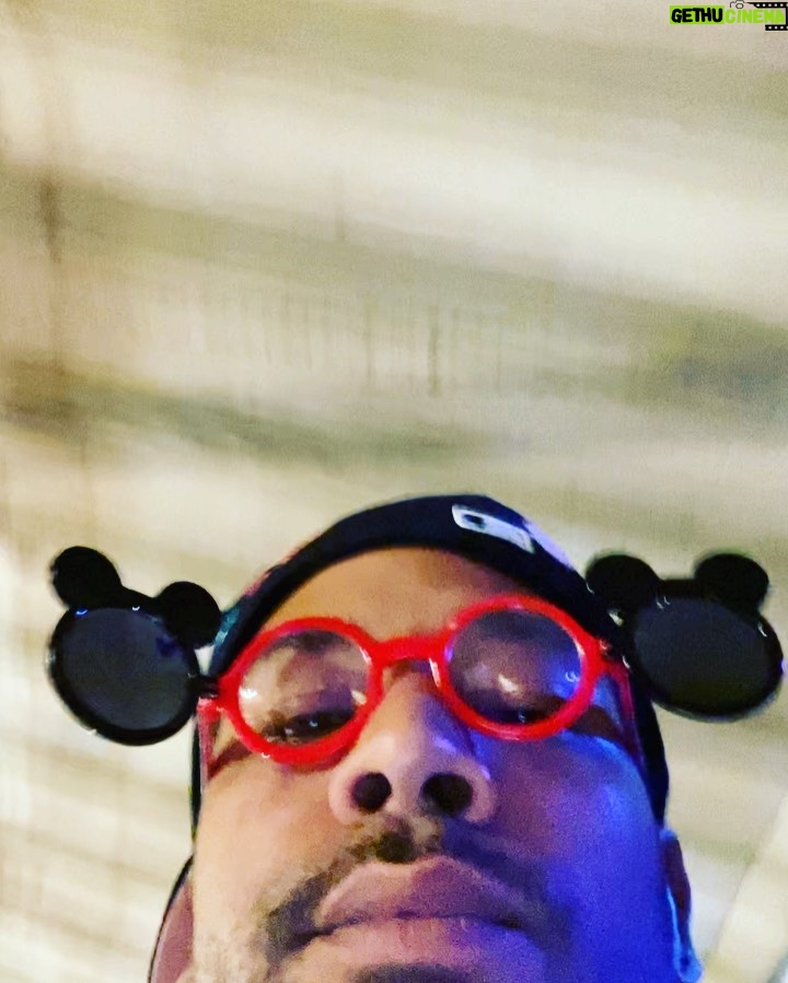 Jussie Smollett Instagram - Adulting… Disneyland