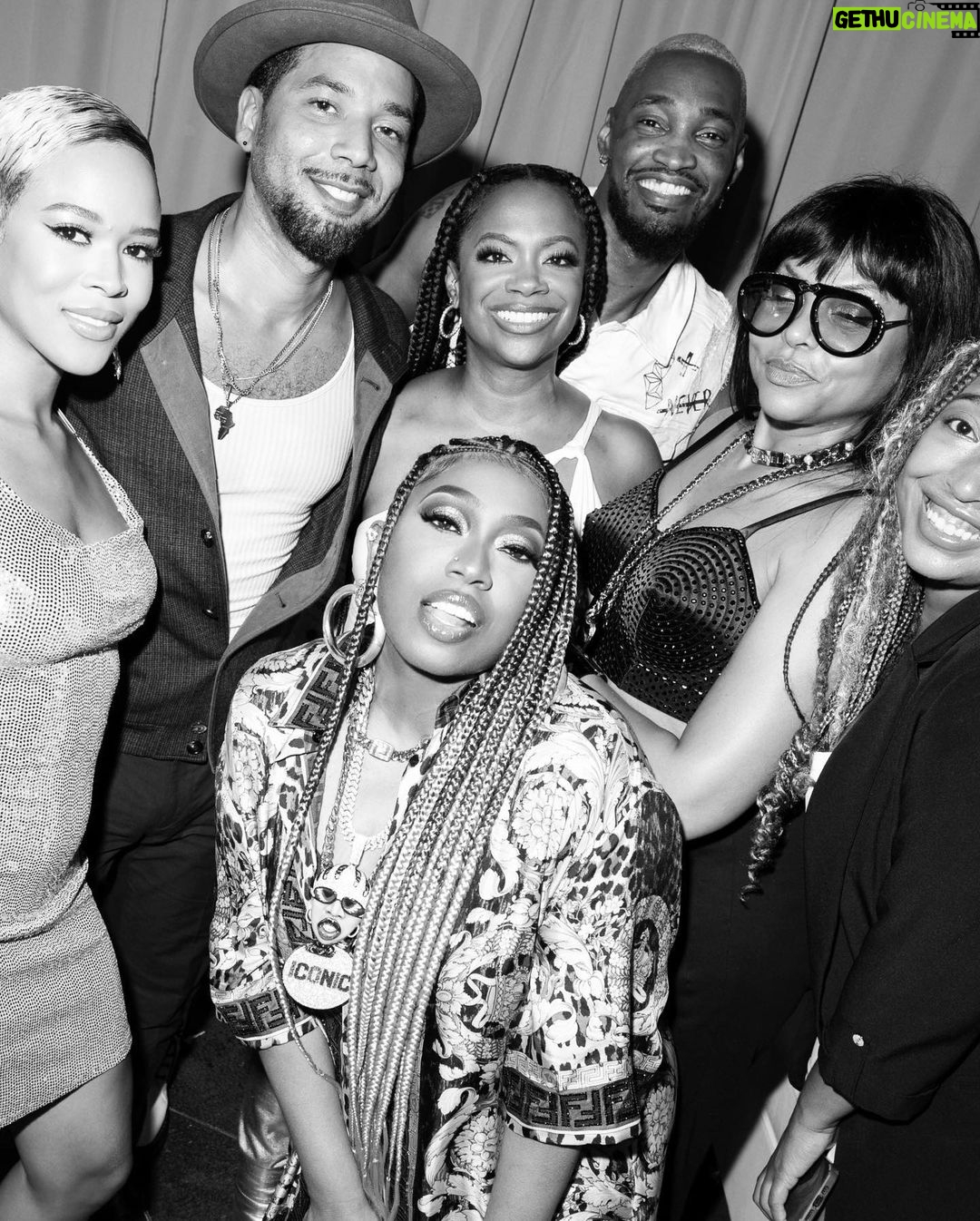 Jussie Smollett Instagram - Celebrated the queen @missymisdemeanorelliott bday this weekend with some good friends and good folks… Atlanta is never NOT a time… #CancerSeason in full swing… ✌🏾 Atlanta, Georgia