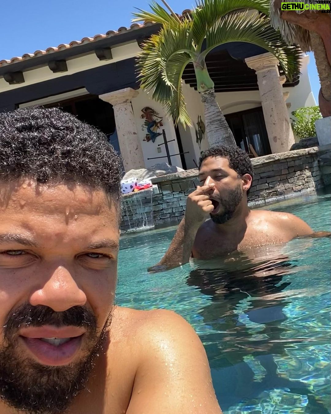 Jussie Smollett Instagram - Blessed Sunday family. Love you.