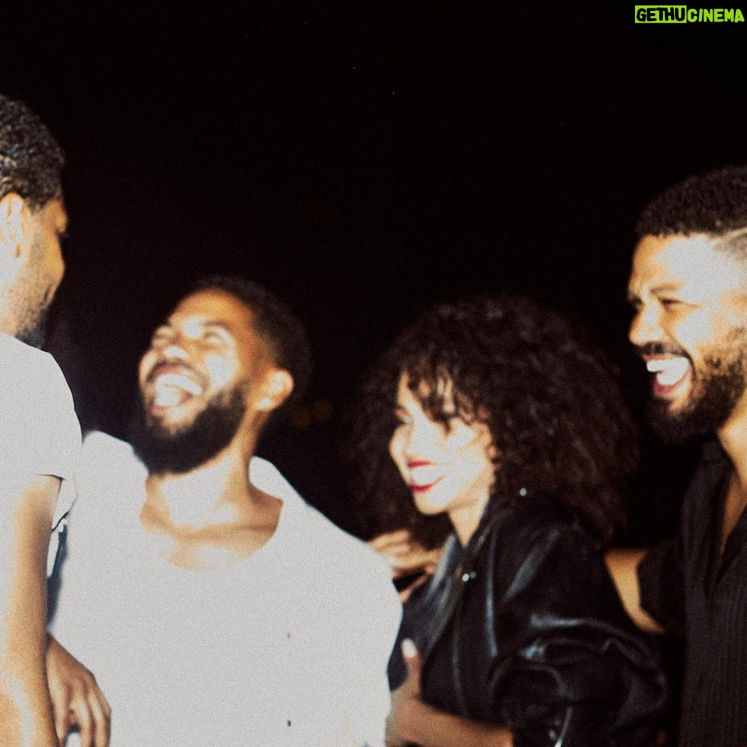 Jussie Smollett Instagram - Had to repost just cuz of my baby brothers caption 🥹😩🤎🤎 #Repost @jocquismollett ・・・ Family, a noun. Sometimes feels like it should be a verb because it’s all about action. To family… The action to love unconditionally. Oftentimes family goes through tough moments. We could argue, make each other very angry, but that unconditional love is what drives us forward and keeps us accountable. Something I credit and am deeply grateful to my parents for. They gifted me with 5 siblings all of whom I continue to learn from everyday. 5 different relationship dynamics. 5 different advisors!! And though it may be difficult to organize stuff with a big family (especially when @jazzsmollett decides to go run errands at Bloomingdales the same time we’re supposed to be all having lunch 😂😂😂) I recognize the privilege we have in such a large family. 6 income earners, creatives, and councilmen: A TEAM. We are a team and we’re just getting started. I’m so excited to see this next decade with y’all. Happy 40th Juss #JussieTurns40 New York City, N.Y.