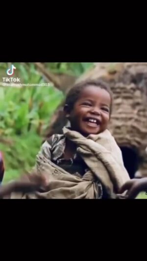 Jussie Smollett Instagram - Hope this makes you smile 🤎 

Repost @ilyasahshabazz
Makes me smile, reminisce and be more intentional, how about you? 
#Repost from @amplifyafrica
•
Laughter is healing , so make sure to chuckle today! 😊

🎥: @yehelenshow 

#AmplifyAfrica #BlackJoy