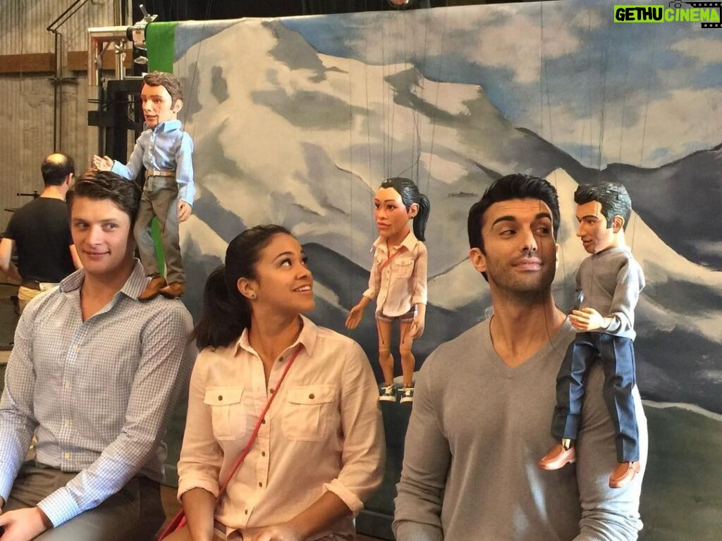 Justin Baldoni Instagram - #didyouknow that there was an episode of #janethevirgin in season four where we all had mini puppets come to life in magical realism? Turns out it didn’t work as well as it had been written so it was never aired. #throwback #BTS #istillhavemine