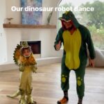 Justin Baldoni Instagram - Some would say our costumes were Dino-mite. Get it? 🤦🏻‍♂️🦖🤖 #happyhalloween #dadjokes