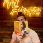 Justin Baldoni Instagram - I am so happy to share the Spanish edition, “Lo suficientemente hombre: Cómo desdefiní mi masculinidad” with all of you 💛 if you haven’t ordered yet consider ordering from one of my favorite independent booksellers @booksandbooks. They have been supporting their community and sharing the love of storytelling since 1982. This long-standing bookstore is carrying my Spanish edition and I can’t thank them enough 🙏🏻 Muchas Gracias!