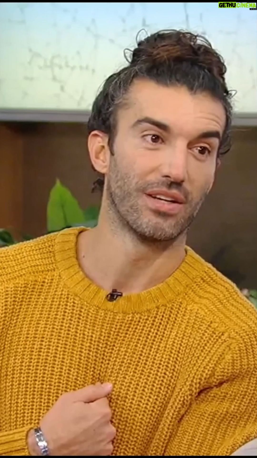 Justin Baldoni Instagram - I believe the hardest journey a man is ever going to take is the Journey from this head to this heart. It was such a pleasure to be able to talk about #BOYSWILLBEHUMAN at @tamronhallshow last week! Thank you all so much for the love and support of this book ππΌππΌππΌ @tamronhall #masculinity #manenough
