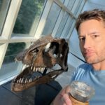 Justin Hartley Instagram - Happy Birthday to my beautiful Sofia! This amazing woman makes me laugh out loud every single day. Here’s to taking down oysters all over the world! I love you very much!
