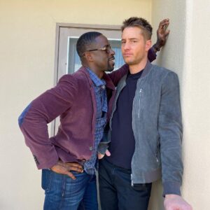 Justin Hartley Instagram - I can’t stay mad at him!😂🤷🏼‍♂️ #ThisIsUs