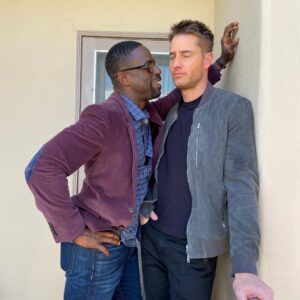 Justin Hartley Instagram - I can’t stay mad at him!😂🤷🏼‍♂️ #ThisIsUs