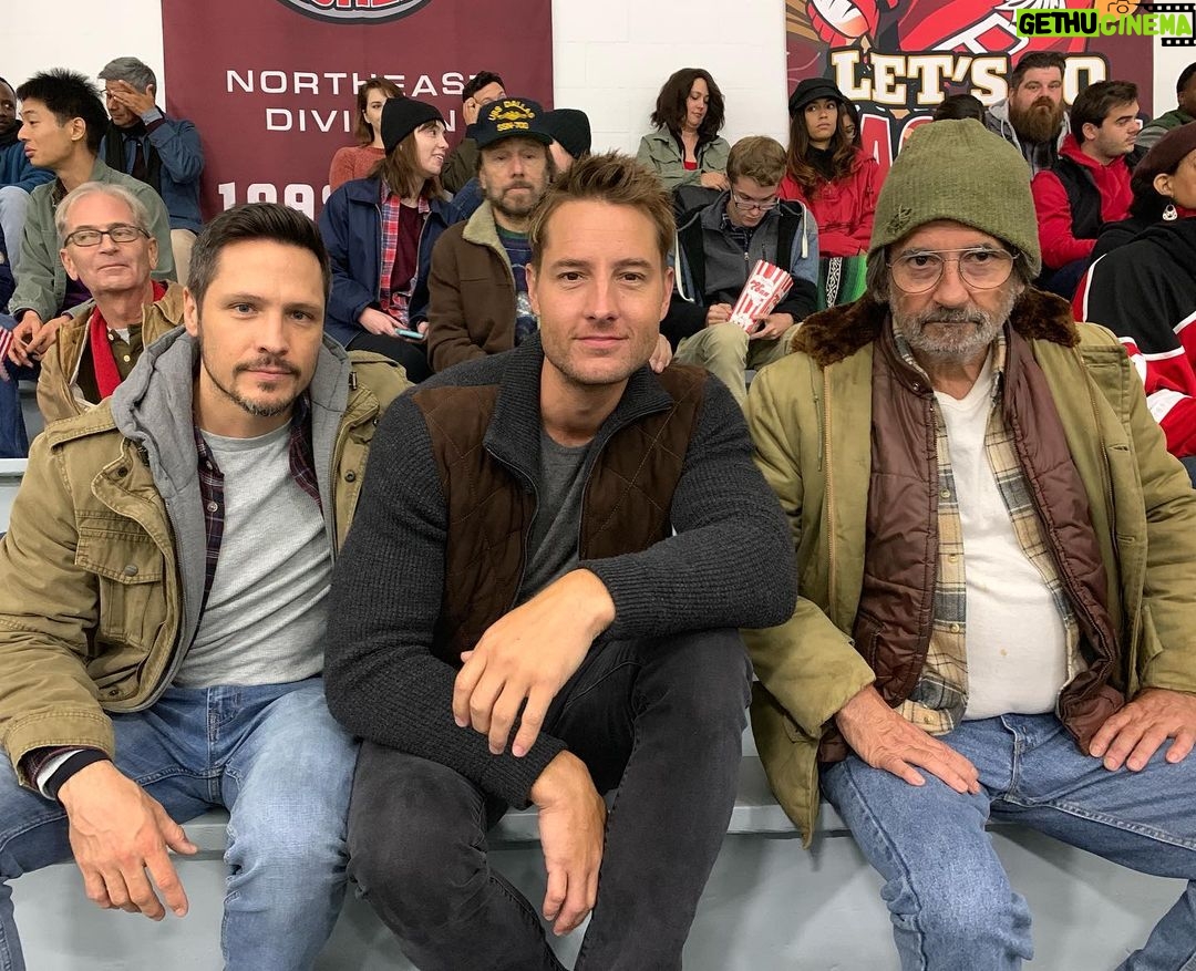 Justin Hartley Instagram - What a match! #ThisIsUs