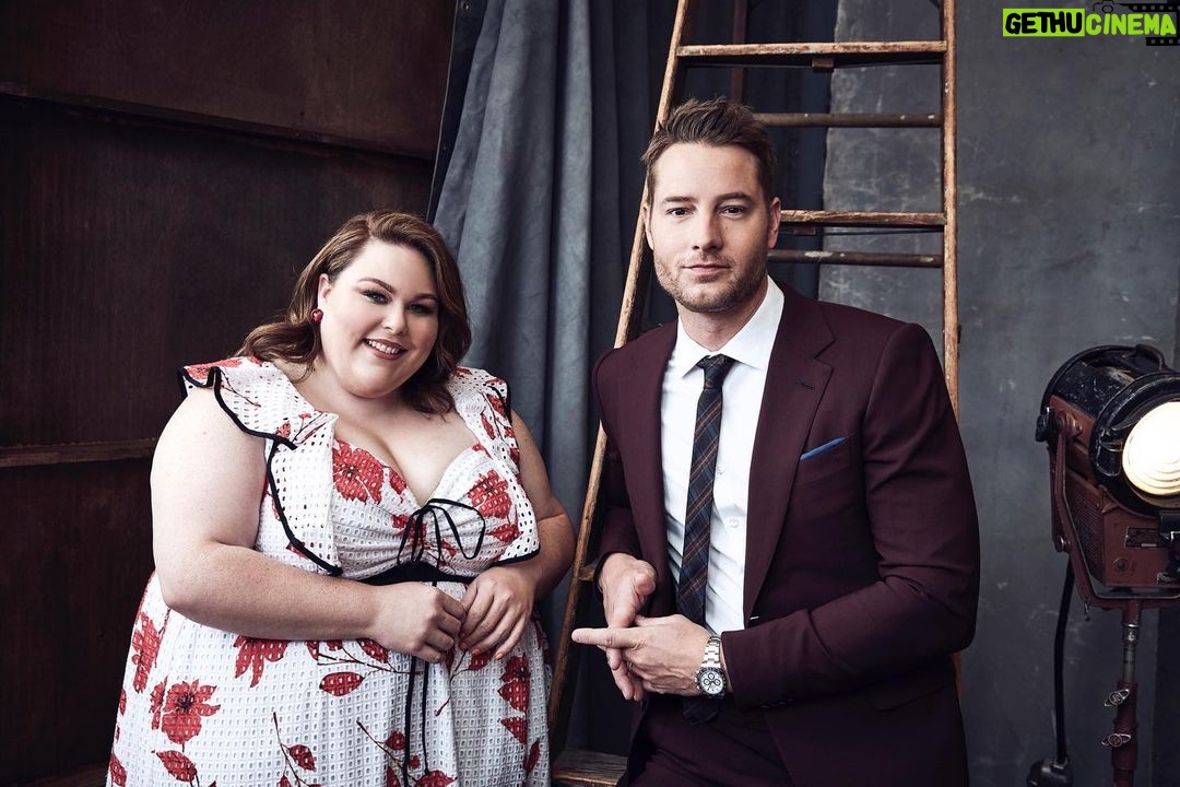 Justin Hartley Instagram - Some of my favorite people right here. Looking forward to bringing you a new season next month. #ThisIsUs