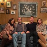 Justin Hartley Instagram - A double date for the books? #ThisIsUs