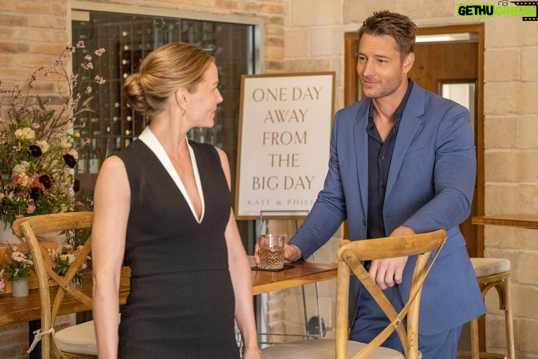 Justin Hartley Instagram - On tonight’s episode of #̶L̶o̶v̶e̶I̶s̶l̶a̶n̶d̶ #ThisIsUs… It’s time to make your vote and choose which couple you want to save!