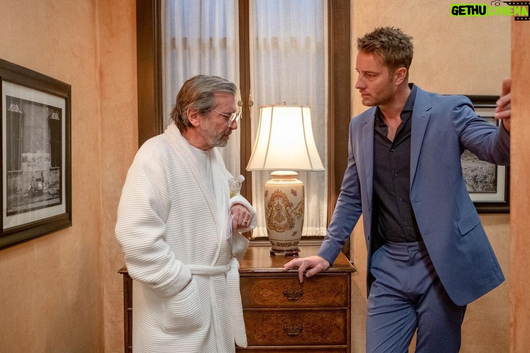 Justin Hartley Instagram - On tonight’s episode of #̶L̶o̶v̶e̶I̶s̶l̶a̶n̶d̶ #ThisIsUs… It’s time to make your vote and choose which couple you want to save!