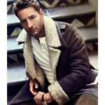 Justin Hartley Instagram - Only the lovely people at Haute Living could have put me in a turtleneck. Had such a great time on this shoot surrounded by so many kind and talented people - I couldn’t tell you what any of them look like because everyone was masked, but I appreciate them all. It takes a village. Thank you very much! Hotel Figueroa