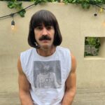 Justin Theroux Instagram - ROUNDUP! 2021 Happy New Year from me and Kumz ❤️
