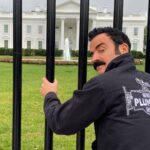 Justin Theroux Instagram - THATS 👏 A 👏 WRAP! 🎥 🎞 A huge congratulations to the CREW and CAST of The White House Plumbers. 99 days of sheer hellven. The talent EVERYONE brought To this was enormous and awe inspiring. 🥇🏆 (Except Jon Vendetti. What a huge disappointment. 🥉you know what you did. 😛 ) Thank you @hbo