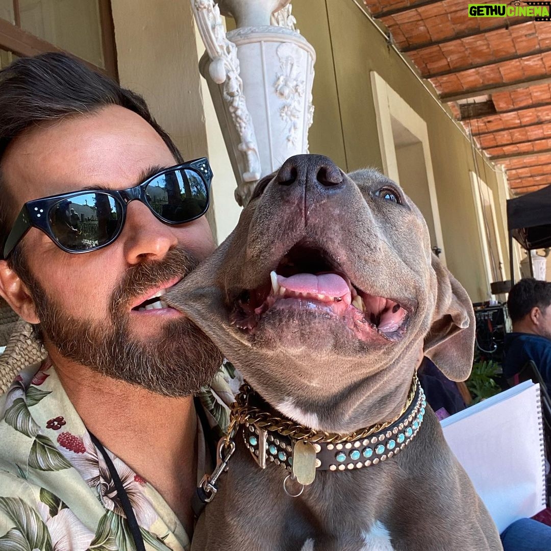 Justin Theroux Instagram - Puebla, Mexico ❤️ 🇲🇽 #mosquitocoast 🦟 🏝 Episode 4… all shot in Puebla…tonight on @appletv