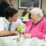 Justin Trudeau Instagram - There’s nowhere I would’ve rather been this Friday than Parkwood Seniors Community. To the warm, kind people who call this place home: I’m so glad we could spend some time together. I hope you have an incredible weekend! 🇨🇦 En ce vendredi, je n’aurais voulu être nulle part ailleurs qu’au complexe résidentiel Parkwood Seniors Community. J’ai tellement aimé passer du temps avec les gens de cœur qui y habitent. Je vous souhaite une très belle fin de semaine! Waterloo, Ontario