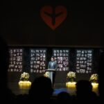 Justin Trudeau Instagram - When the Islamic Republic of Iran shot down Flight PS752, it cut short the lives of 176 innocent people – people who were loved and who are missed every day. It is for them, and for their families, that we continue to be relentless in our pursuit of justice. Today, our government announced that we’re taking this matter to the International Civil Aviation Organization with our partners. And in Richmond Hill, when we came together this afternoon to commemorate this tragedy, I reaffirmed our commitment to getting the families justice, accountability, and answers from the Islamic Republic regime. They deserve nothing less. 🇨🇦 Lorsque la République islamique d’Iran a abattu le vol PS752, elle a mis fin à la vie de 176 personnes innocentes, des personnes qui étaient aimées et qui nous manquent tous les jours. C’est pour eux et pour leurs familles que nous poursuivons sans relâche notre quête de justice. Aujourd’hui, notre gouvernement a annoncé que le Canada et ses partenaires allaient porter cette affaire devant l’Organisation de l’aviation civile internationale. Cet après-midi, lorsque nous nous sommes réunis à Richmond Hill pour commémorer cette tragédie, j’ai réitéré notre engagement à rendre justice aux familles, à faire en sorte que des comptes leur soient rendus et à obtenir des réponses de la part du régime de la République islamique. Ces familles ne méritent rien de moins. Richmond Hill, Ontario