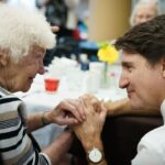 Justin Trudeau Instagram - There’s nowhere I would’ve rather been this Friday than Parkwood Seniors Community. To the warm, kind people who call this place home: I’m so glad we could spend some time together. I hope you have an incredible weekend! 🇨🇦 En ce vendredi, je n’aurais voulu être nulle part ailleurs qu’au complexe résidentiel Parkwood Seniors Community. J’ai tellement aimé passer du temps avec les gens de cœur qui y habitent. Je vous souhaite une très belle fin de semaine! Waterloo, Ontario