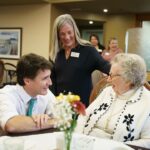 Justin Trudeau Instagram - There’s nowhere I would’ve rather been this Friday than Parkwood Seniors Community. To the warm, kind people who call this place home: I’m so glad we could spend some time together. I hope you have an incredible weekend! 🇨🇦 En ce vendredi, je n’aurais voulu être nulle part ailleurs qu’au complexe résidentiel Parkwood Seniors Community. J’ai tellement aimé passer du temps avec les gens de cœur qui y habitent. Je vous souhaite une très belle fin de semaine! Waterloo, Ontario