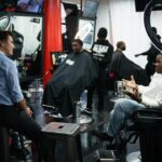 Justin Trudeau Instagram - It isn’t always easy for Black men to talk openly about mental health. But organizations like Generation Chosen and community hubs like Onyx Barbers are changing that. This afternoon, we sat down to speak about the change that’s happening. And because of the conversation we had, I’m confident we can end the stigma around mental health and build a better future – a future where everyone can speak up, reach out, and get the support they need. 🇨🇦 Ce n’est pas toujours facile pour les hommes noirs de parler ouvertement de santé mentale. Mais des organisations comme Generation Chosen et des carrefours communautaires comme Onyx Barbers changent la situation. Cet après-midi, nous avons eu une discussion sur le changement qui est en train de se produire. Et à la suite de la conversation que nous avons eue, je suis certain que nous pouvons éliminer la stigmatisation qui entoure la santé mentale et bâtir un avenir meilleur – un avenir où chacun pourra en parler, tendre la main et recevoir le soutien dont il a besoin. Toronto, Ontario