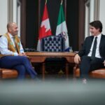 Justin Trudeau Instagram - We’re working with Yukon’s government to strengthen public health care, build more homes, invest in infrastructure, drive clean economic growth, and advance reconciliation with Indigenous Peoples. Premier @Ranj_Pillai and I spoke about that and more during yesterday’s meeting. // Nous collaborons avec le gouvernement du Yukon pour améliorer les soins de santé, le logement, l’infrastructure, la croissance économique propre et la réconciliation avec les peuples autochtones. Le premier ministre @Ranj_Pillai et moi avons couvert ces dossiers et bien d’autres hier. Ottawa, Ontario
