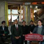 Justin Trudeau Instagram – Good news for the people of Vancouver: We’re fast-tracking the construction of more than 3,200 homes here over the next three years, through our Housing Accelerator Fund, and we’re building more than 40,000 homes over the next ten years. The deal we’ve reached with the city means less red tape, more homes built near transit, more affordable rental housing, and more density. Bottom line: We’re addressing the housing challenges that Vancouverites are facing, and we’ll keep working to build more homes, faster.
🇨🇦
Bonne nouvelle pour les gens de Vancouver : nous accélérons la construction de plus de 3 200 logements ici au cours des trois prochaines années dans le cadre de notre Fonds pour accélérer la construction de logements et nous bâtirons plus de 40 000 logements pendant la prochaine décennie. L’entente que nous avons conclue avec la Ville nous permettra de réduire les formalités administratives, de construire plus de logements près des transports en commun, de construire plus de logements locatifs abordables et d’accroître la densité. En résumé : nous nous attaquons aux problèmes de logement que les Vancouvérois vivent et nous allons continuer de bâtir plus de logements, plus rapidement. Vancouver, British Columbia