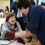 Justin Trudeau Instagram - It’s always good to be back in British Columbia – and to be with those who call this great place home. To everyone who was at Tin Tin Seafood Harbour for lunch today: I’m glad we could spend some time together! Thanks for the warm welcome. 🇨🇦 C’est toujours un plaisir d’être de retour en Colombie-Britannique et en compagnie de ceux qui habitent cette magnifique région. À tous ceux qui ont pris le lunch au Tin Tin Seafood Harbour aujourd’hui : je suis heureux de vous avoir rencontrés! Merci pour l’accueil chaleureux. Richmond, British Columbia