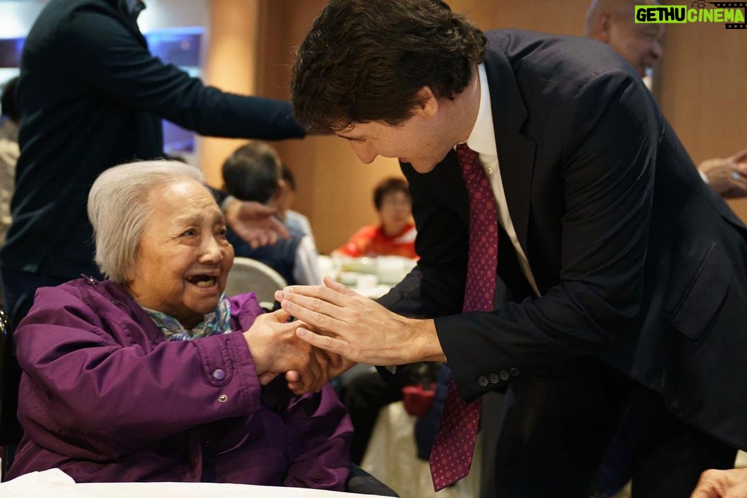 Justin Trudeau Instagram - Grabbed lunch at Fancy Chinese Cuisine – and made some new friends in Markham! 🇨🇦 J’ai dîné à Fancy Chinese Cuisine et je me suis fait de nouveaux amis à Markham! Markham, Ontario