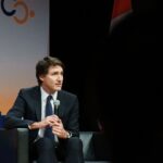 Justin Trudeau Instagram - Alexei Navalny s’est battu pour la démocratie, la liberté et la population russe. Ce combat lui a coûté la vie. Nous devons rester unis contre les actions de Poutine. Et nous devons continuer de défendre la démocratie – ensemble.
