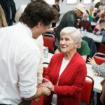 Justin Trudeau Instagram - Spending time with new friends and friendly faces. @MarcSerre, @VivForSudbury, and I were so glad we could stop by today - both to hear what’s on your mind and to share some of what we’re doing to support seniors in Sudbury, Nickel Belt, and across the country. 🇨🇦 J’ai passé du temps avec de nouveaux amis et des visages amicaux. @MarcSerre, @VivForSudbury et moi avons été ravis de vous voir aujourd’hui pour entendre ce qui vous préoccupe et vous décrire ce qu’on fait pour aider les aînés de Sudbury, de Nickel Belt et de tout le pays. Sudbury, Ontario