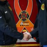 Justin Trudeau Instagram – Meeting some of the incredible volunteers who leapt into action when record snowfall hit Nova Scotia earlier this month. To the team at Eskasoni First Nation’s fire station: Thanks for rising to the challenge – and for always being there to keep your neighbours safe.
🇨🇦
Je rencontre des bénévoles qui sont intervenus lors des chutes de neige record en Nouvelle-Écosse plus tôt ce mois-ci. À l’équipe de la caserne de pompiers de la Première Nation d’Eskasoni : merci d’avoir relevé le défi et de toujours être là pour assurer la sécurité de vos voisins.