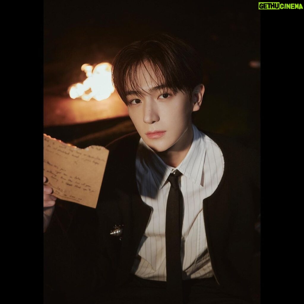 Juyeon Instagram - THE BOYZ(더보이즈) [PHANTASY] Pt.3 Love Letter Send ver. #Burn Concept Photo 📝 2024.3.18 6PM Release #THEBOYZ #더보이즈 #PHANTASY #Love_Letter