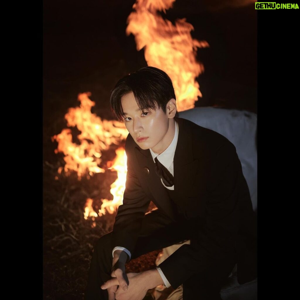 Juyeon Instagram - THE BOYZ(더보이즈) [PHANTASY] Pt.3 Love Letter Send ver. #Burn Concept Photo 📝 2024.3.18 6PM Release #THEBOYZ #더보이즈 #PHANTASY #Love_Letter