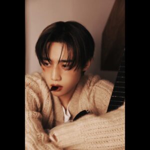 Hyunjae Instagram - THE BOYZ(더보이즈) [PHANTASY] Pt.3 Love Letter Write ver. #Memory Concept Photo

📝 2024.3.18 6PM Release

#THEBOYZ #더보이즈 #PHANTASY #Love_Letter