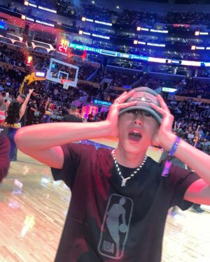 Hyunjae Instagram - 🏀💛💜 @nba @nbastyle_kor @lakers
#NBA #엔비에이 #느바앤미 #lakers #LA레이커스