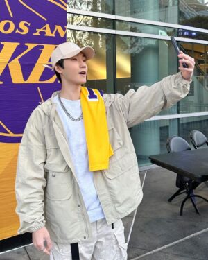 Hyunjae Instagram - 🏀💛💜 @nba @nbastyle_kor @lakers
#NBA #엔비에이 #느바앤미 #lakers #LA레이커스