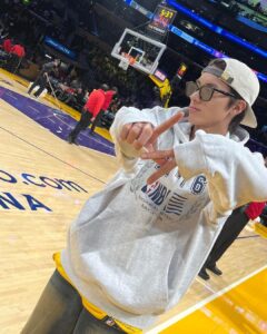 Juyeon Instagram - 🏀💛💜 @nba @nbastyle_kor @lakers #NBA #엔비에이 #느바앤미 #lakers #LA레이커스